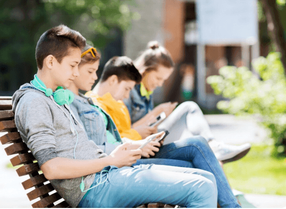 Australia Becomes First Country to Ban Social Media for Under-16s